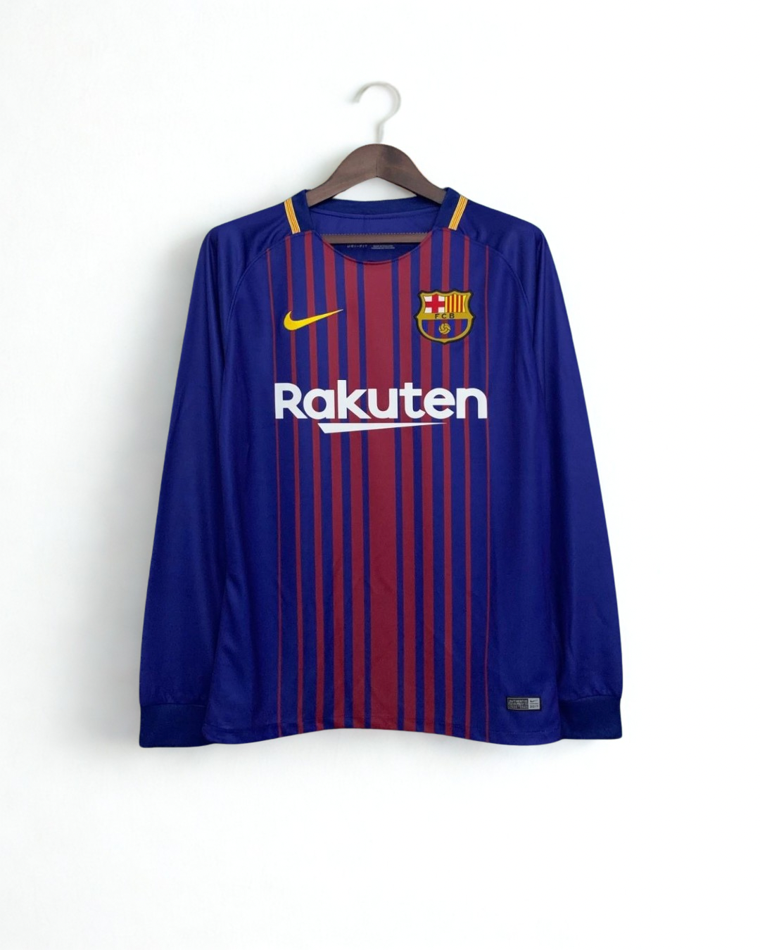 Barcelona Home - 17/18